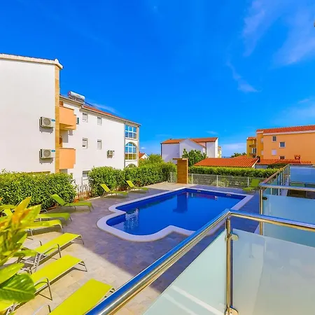Apartment Casanova With Pool *